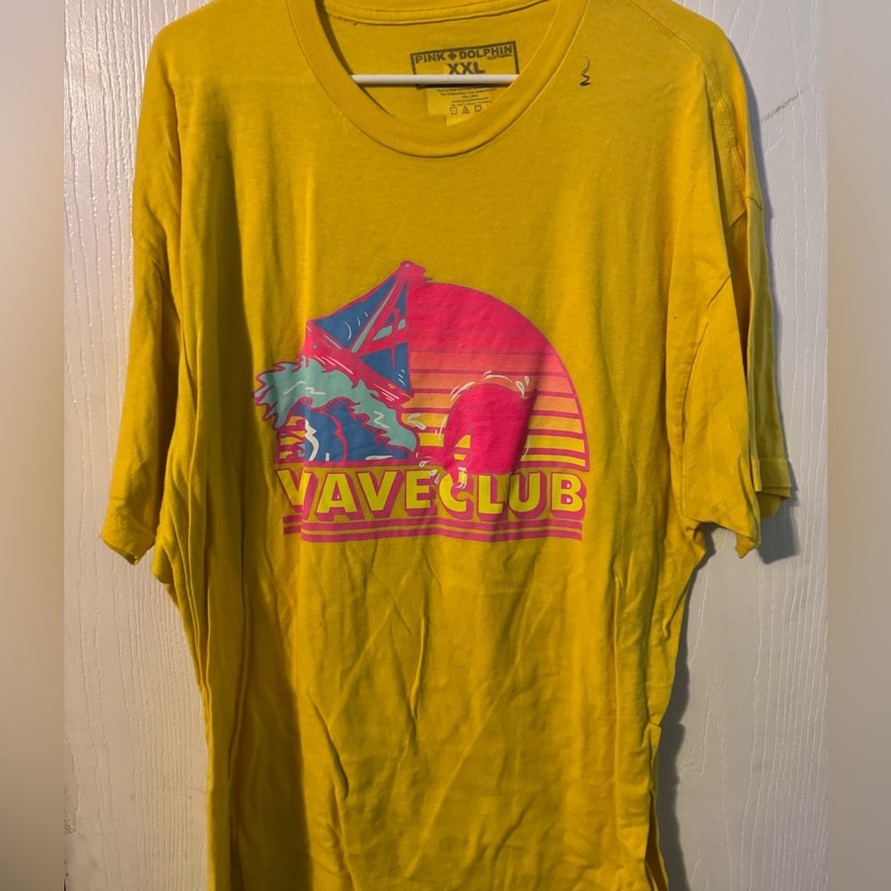 Pink Dolphin Wave Club Tshirt